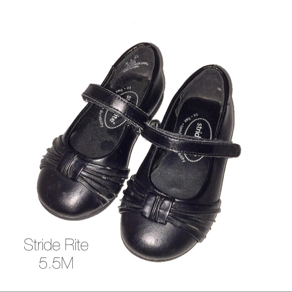 Stride Rite Black Mary Janes 5.5 Medium